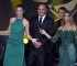 Adriana Lima, el que antes era Ronaldo, Fernanda Lima y Neymar (atrás, mirando).