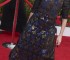 Amanda Peet adorable, con look "abuelita chic".