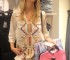 Hippie chic: Javiera Acevedo preciosa en una de la túnicas que diseñó la top model Kate Moss para la marca Topshop.