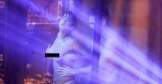 Paula Bolatti topless con raya 890