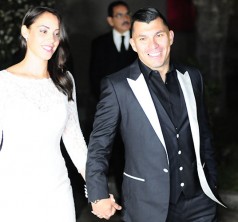 7 de julio del 2017/SANTIAGO
El seleccionado chileno, Gary Medel, y su novia Cristina Morales, se casan por el civil.
FOTO: SEBASTIAN BELTRAN GAETE/AGENCIAUNO