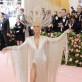 Chic pavo real: Celine Dion vistiendo Oscar de la Renta.