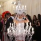 Este sí que es un verdadero traje lámpara. Hizo palidecer al de Fran García-Huidobro en la gala de Viña. Katy Perry vistiendo Moschino.