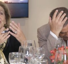 Nicolás Larraín y mamá Sonia de Toro en La Divina Comida