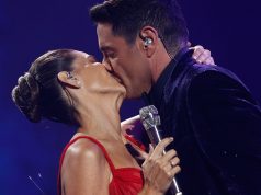 27 DE FEBRERO DE 2024 / VIÑA DEL MAR
Los Animadores María Luisa Godoy y Francisco Saavedra realizan el clásico beso  durante la Tercera noche del LXIII Festival Internacional de la Canción de Viña del Mar desde la Quinta Vergara
FOTO: DIEGO MARTIN /AGENCIAUNO