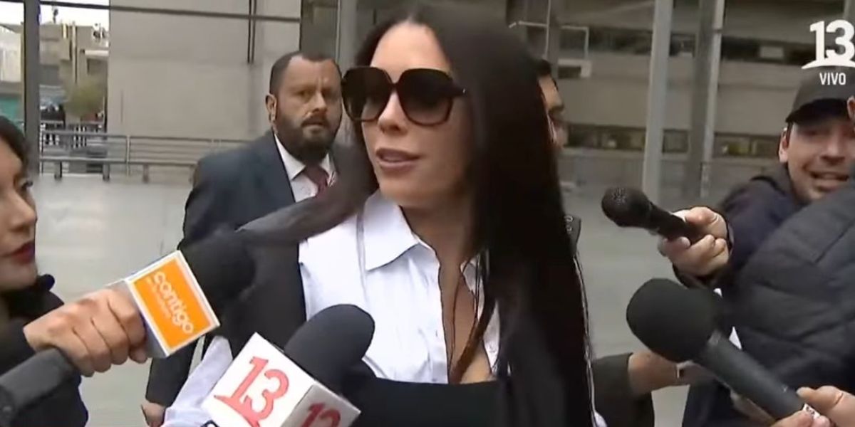 “Que aproveche que alguna vez en la vida va a tener prensa”, le dice Daniela Aránguiz a Maite en su llegada al juicio
